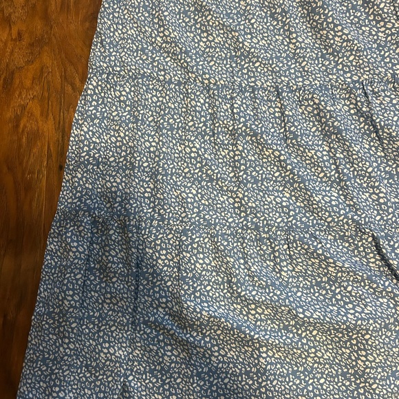 Floral Print Maxi Dress Short Sleeve Flowy Perfect For Summer - Picture 4 of 10